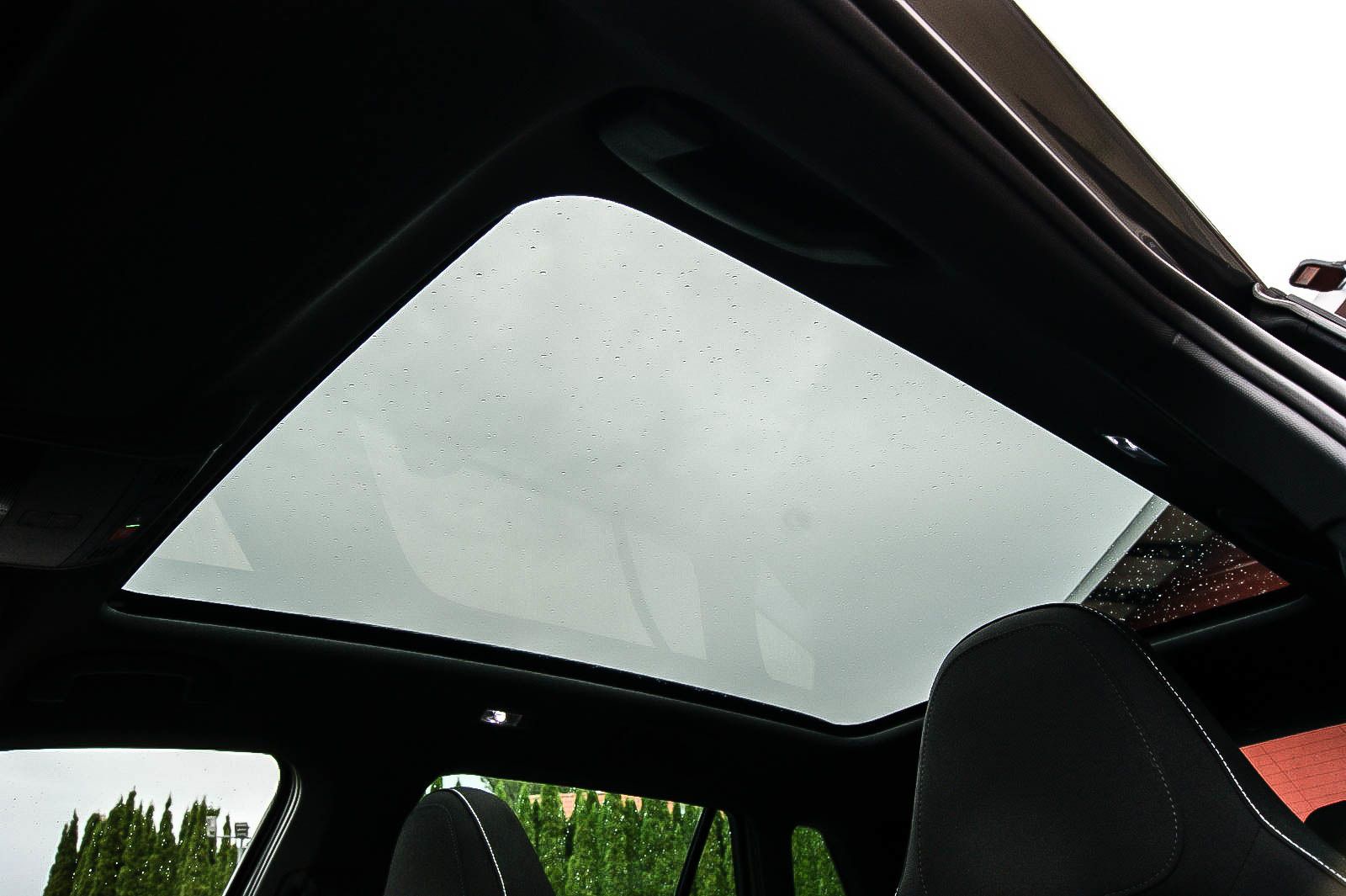 Fahrzeugabbildung SKODA Kamiq 10TSI Monte Carlo PANORAMA LED ANHÄNGERKPG
