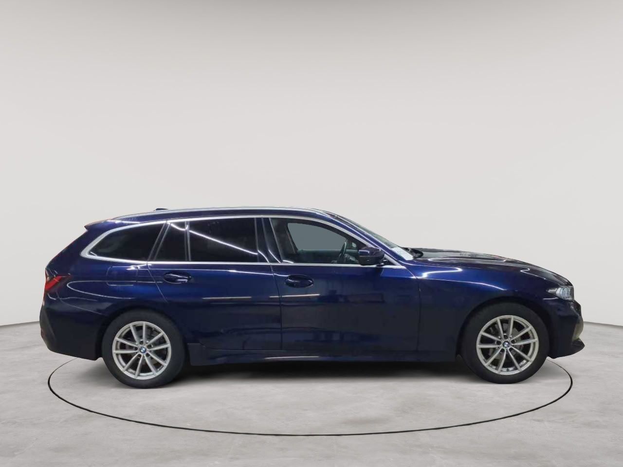 BMW 318i Touring Aut. Navi SHZ LED AHK imagem 3