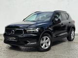 Volvo XC40 Momentum Core 2WD LED/R-Kamera/Navi/CarPlay - Volvo XC40: Momentum Core