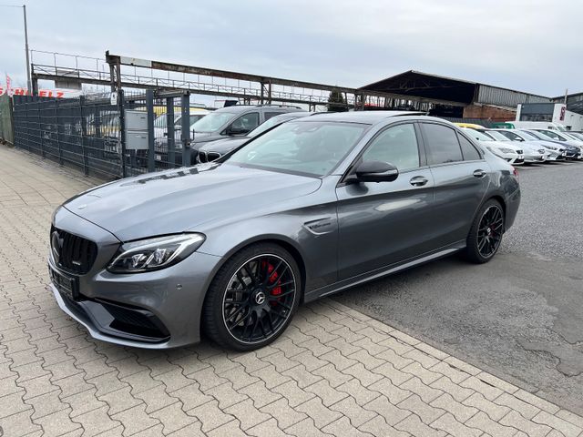 Mercedes-Benz C 63S AMG Panorama/ 360°/HuD/ Sitzkühlung/Memory