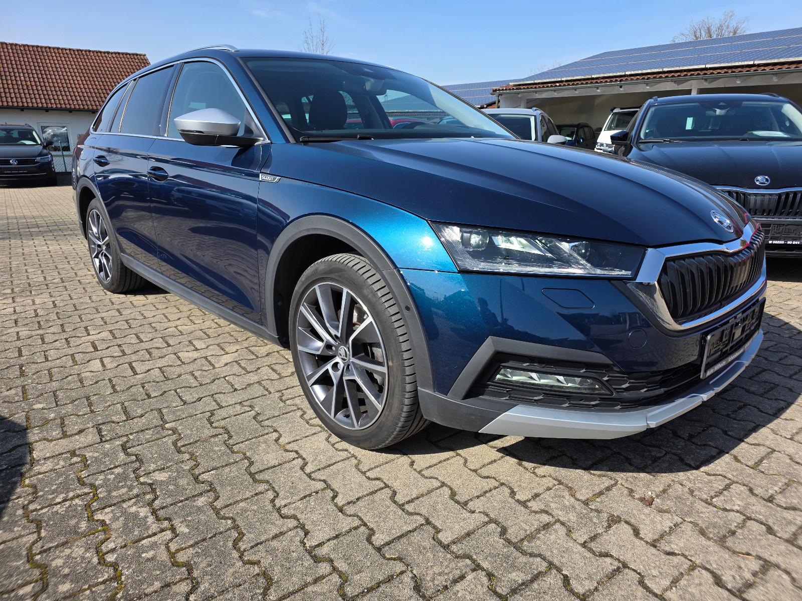 Skoda Octavia Combi Scout 4x4 AHK Cam Kessy SHz Matrix