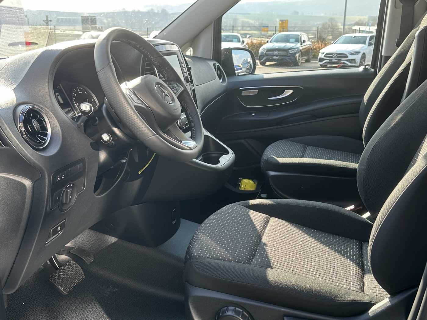 Fahrzeugabbildung Mercedes-Benz Vito 116 CDI 9G Klima AHK LED Audio40 Kamera