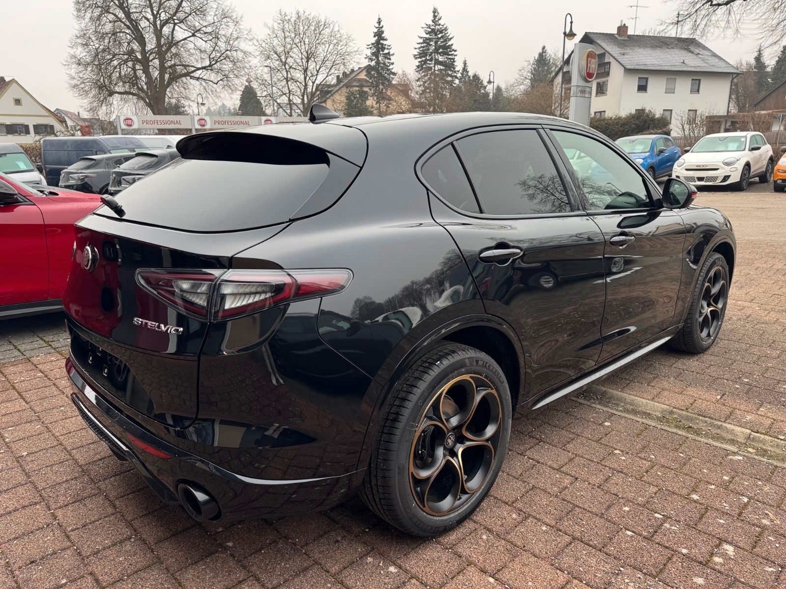 Fahrzeugabbildung Alfa Romeo Stelvio INTENSA 2.2 Diesel 210 PS Q4 NAVI PANORA