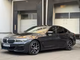 BMW 530 D M-Sport LED ACC LiveCockpit Rü-Kamera AHK - BMW 530 aus 2021