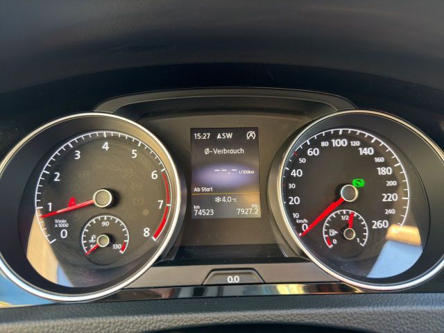 Golf VII Highline 1.4 TSI DSG Bluetooth Navi