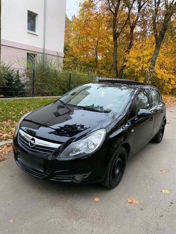 Opel Corsa D/Automatik/ Panoramadach/Tausc...