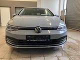 Volkswagen Golf VIII 1.0 TSI Active DSG Navi*ACC*LED*SHZ*16 - Volkswagen Golf: 16v