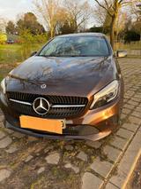 Mercedes-Benz A 180 Urban Night-Paket Panoramaschiebedach - Mercedes-Benz A 180 Gebrauchtwagen in Bremen