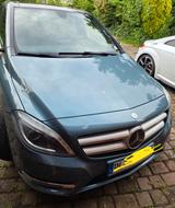 Mercedes-Benz B 200 BlueEFFICIENCY -