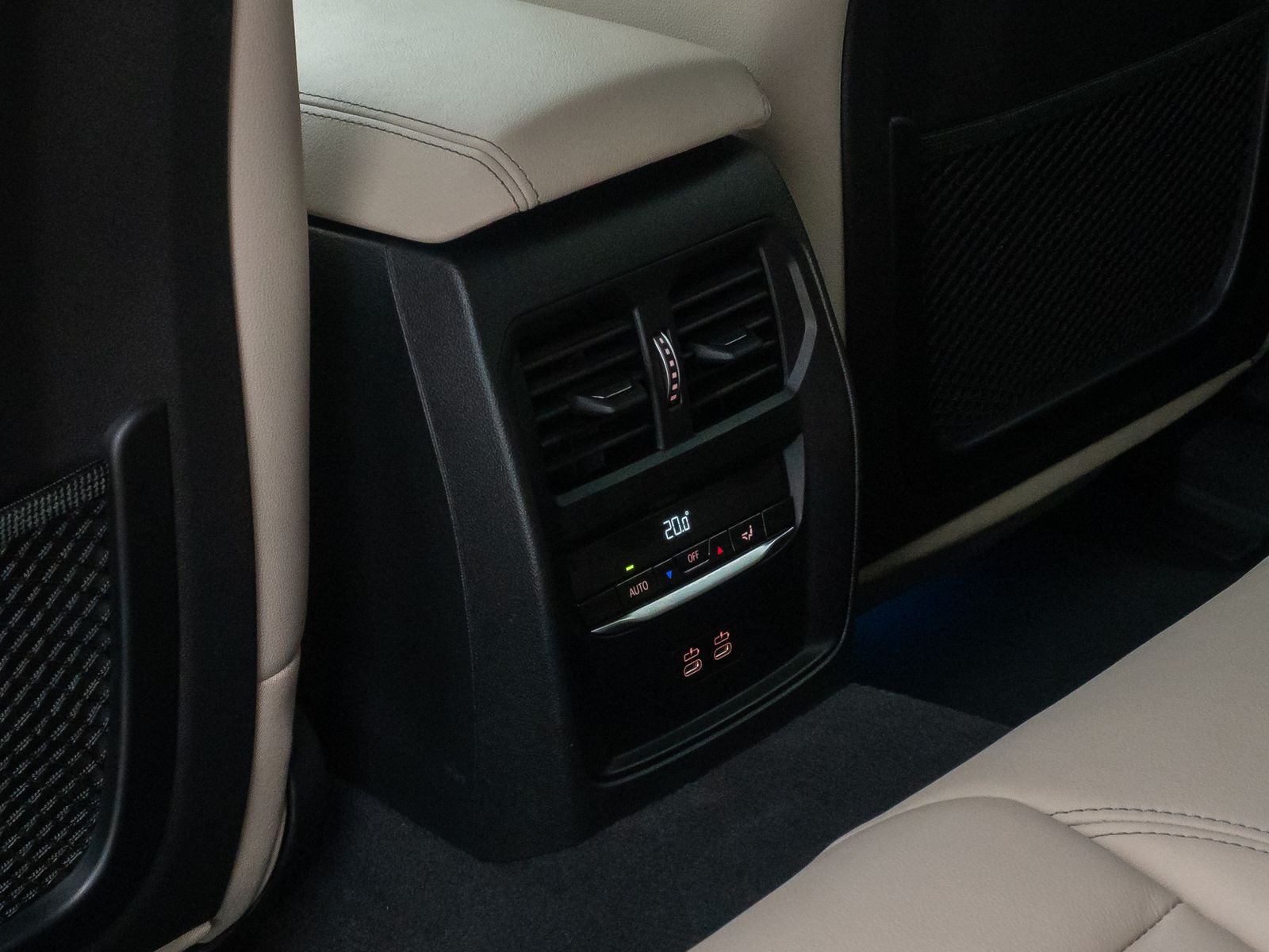 Fahrzeugabbildung BMW i4 M50 Kamera DAB AHK DriveAss Memory H/K 20Zoll