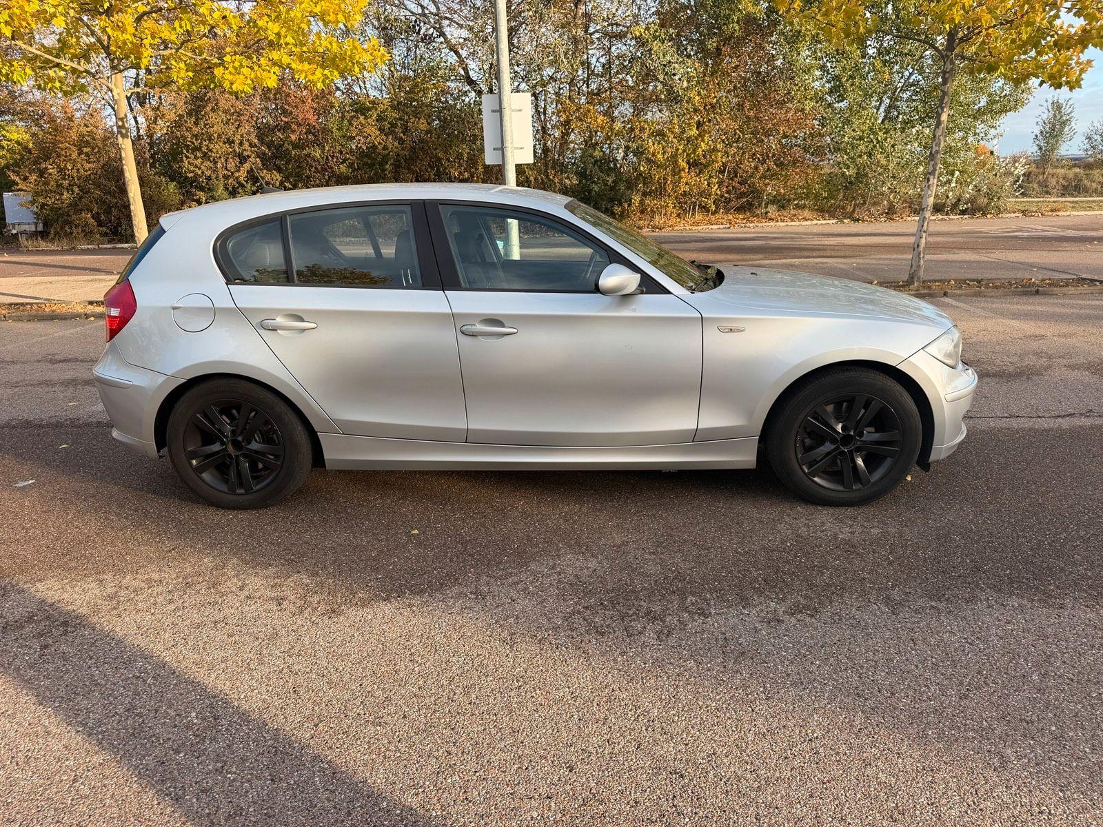 BMW 120