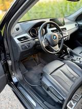 BMW X1 xDrive20i / Allrad / Panoramadach, Sportpaket - BMW X1: Panoramadach
