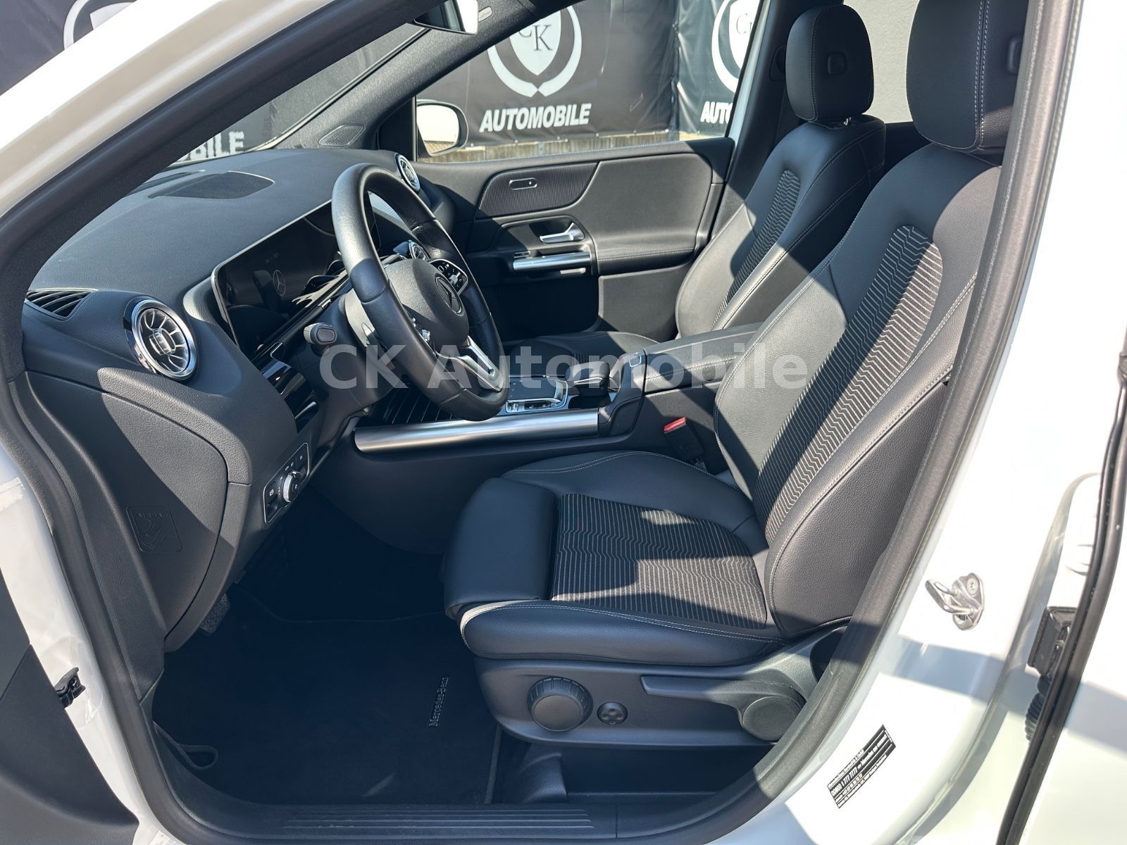 Fahrzeugabbildung Mercedes-Benz B 220 Progressive/Automatik/Navi/LED/Kamera