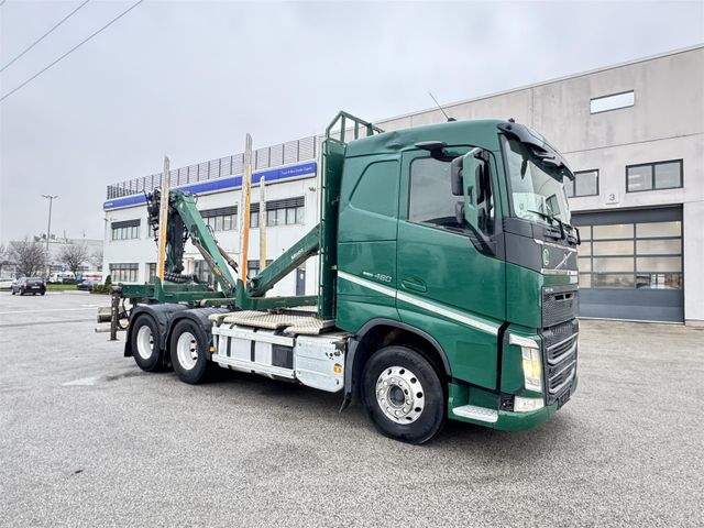 Volvo FH 6X4, timber truck