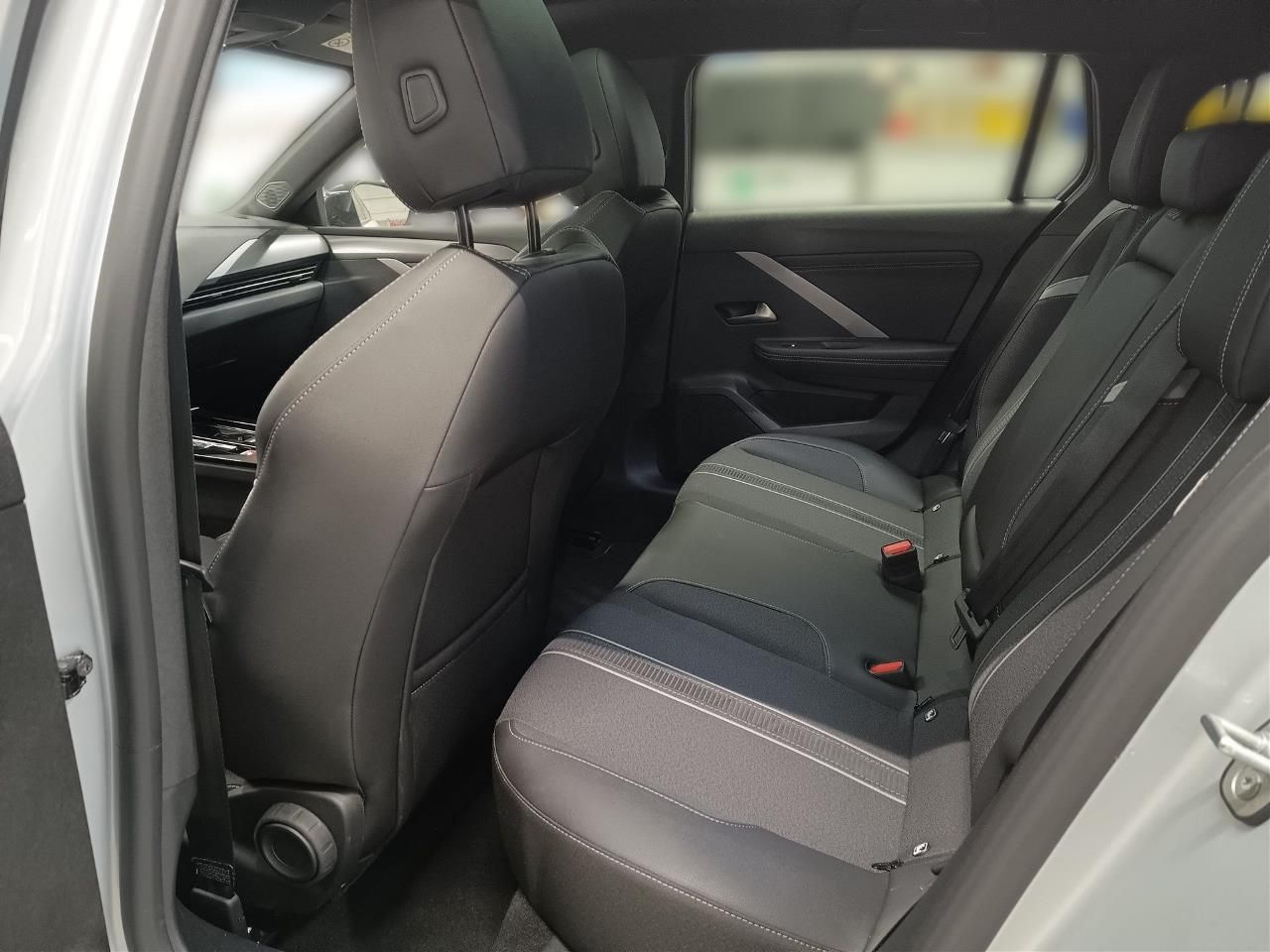 Fahrzeugabbildung Opel Astra L ST GS PlugInHybrid 133KW Automatik