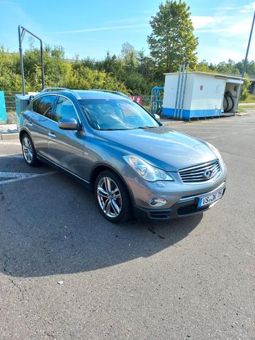 Infiniti EX30 30d -