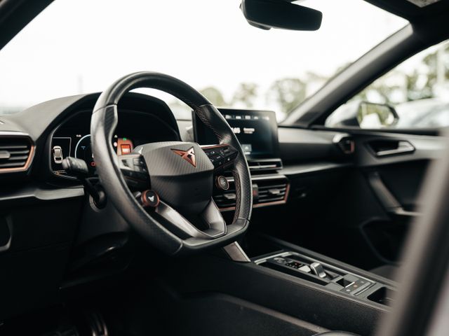 CUPRA Leon Sportstourer VZ e-Hybrid 1.4, ACC, AHK, Cli