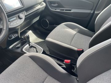 Toyota Yaris 1.5 Hybrid Y20 Team D *CAM*SHZ*TEL* ALU