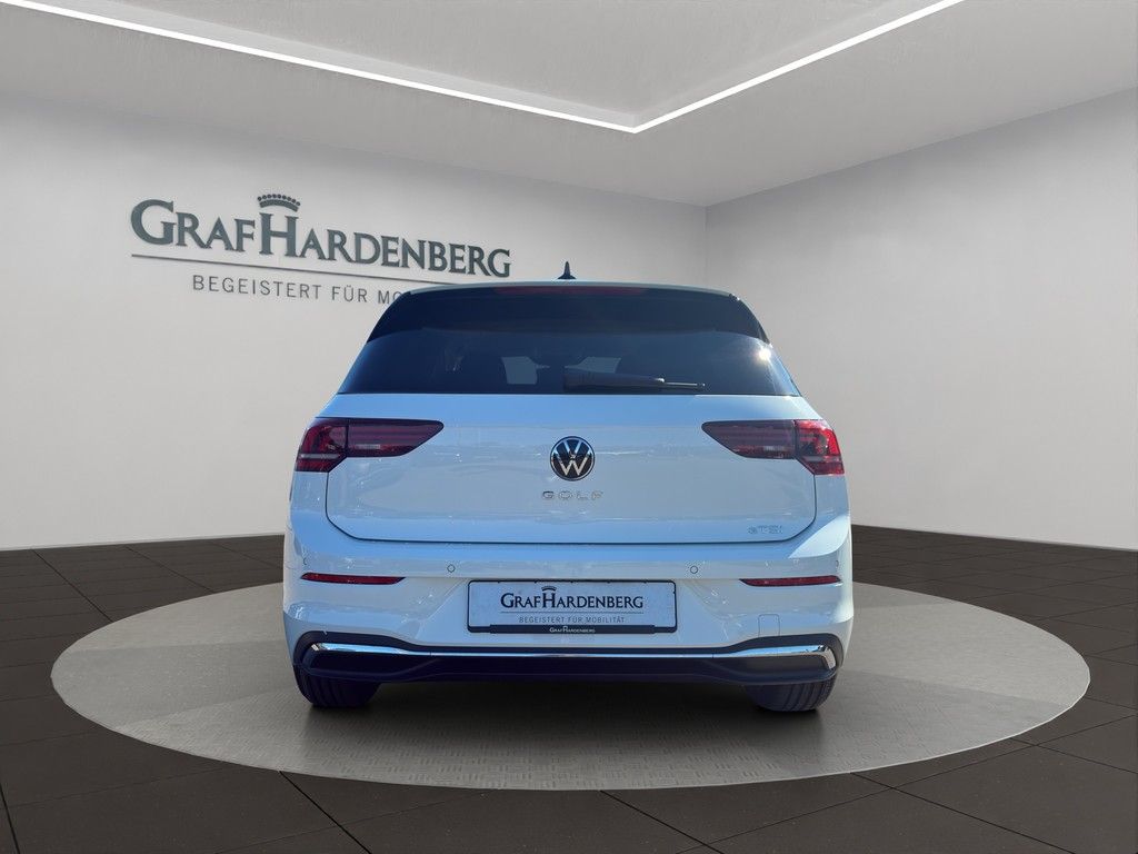 Volkswagen Golf VIII Lim. 1.5 eTSI Energy ACC RFK NAVI foto 5