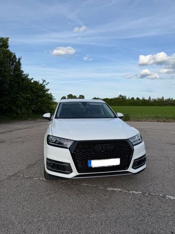 AUDI Q7 ultra 3.0 TDI quattro tiptronic -