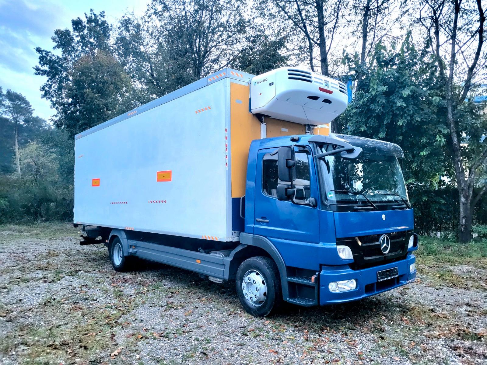 Mercedes-Benz Atego 1224 6 Zyl 4x2 schekheft gefl Termokin
