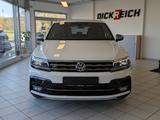 Volkswagen Tiguan Allspace 2.0 TDI DSG R-Line 4M Pano AHK - Volkswagen Tiguan Allspace R-Line mit Diesel-Antrieb