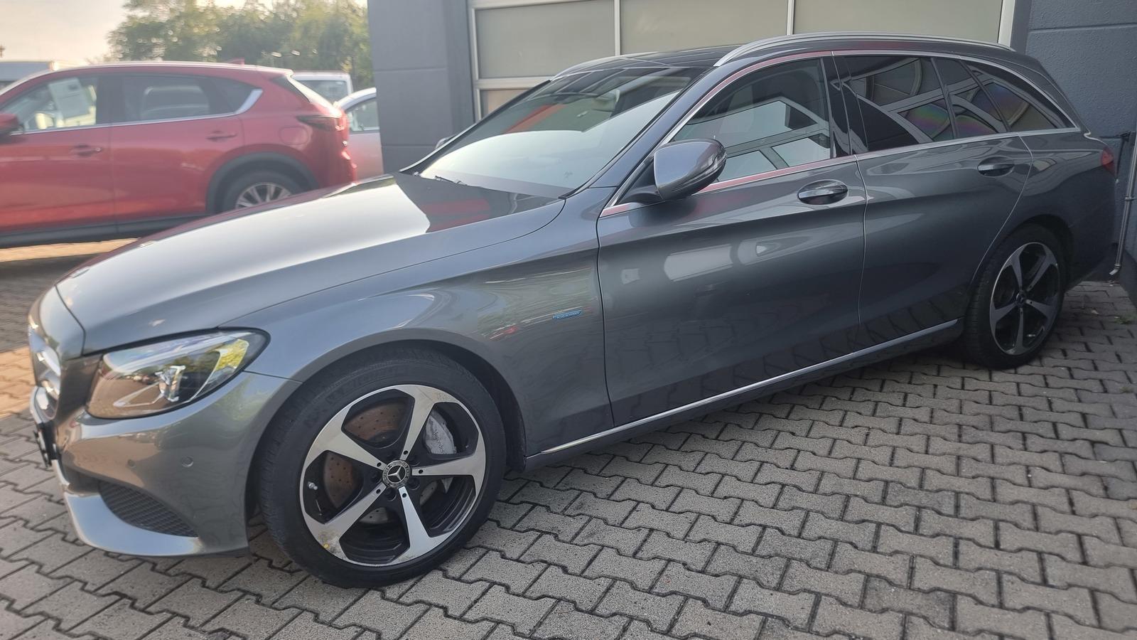 Mercedes-Benz C 350 e PLUGIN-HYBRID AUTOMATIK T-Modell