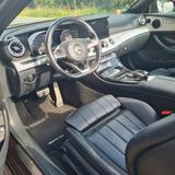 Mercedes-Benz E 300 Autom. -Cabriolet - Mercedes-Benz E 300 mit Benzin-Antrieb: Cabrio