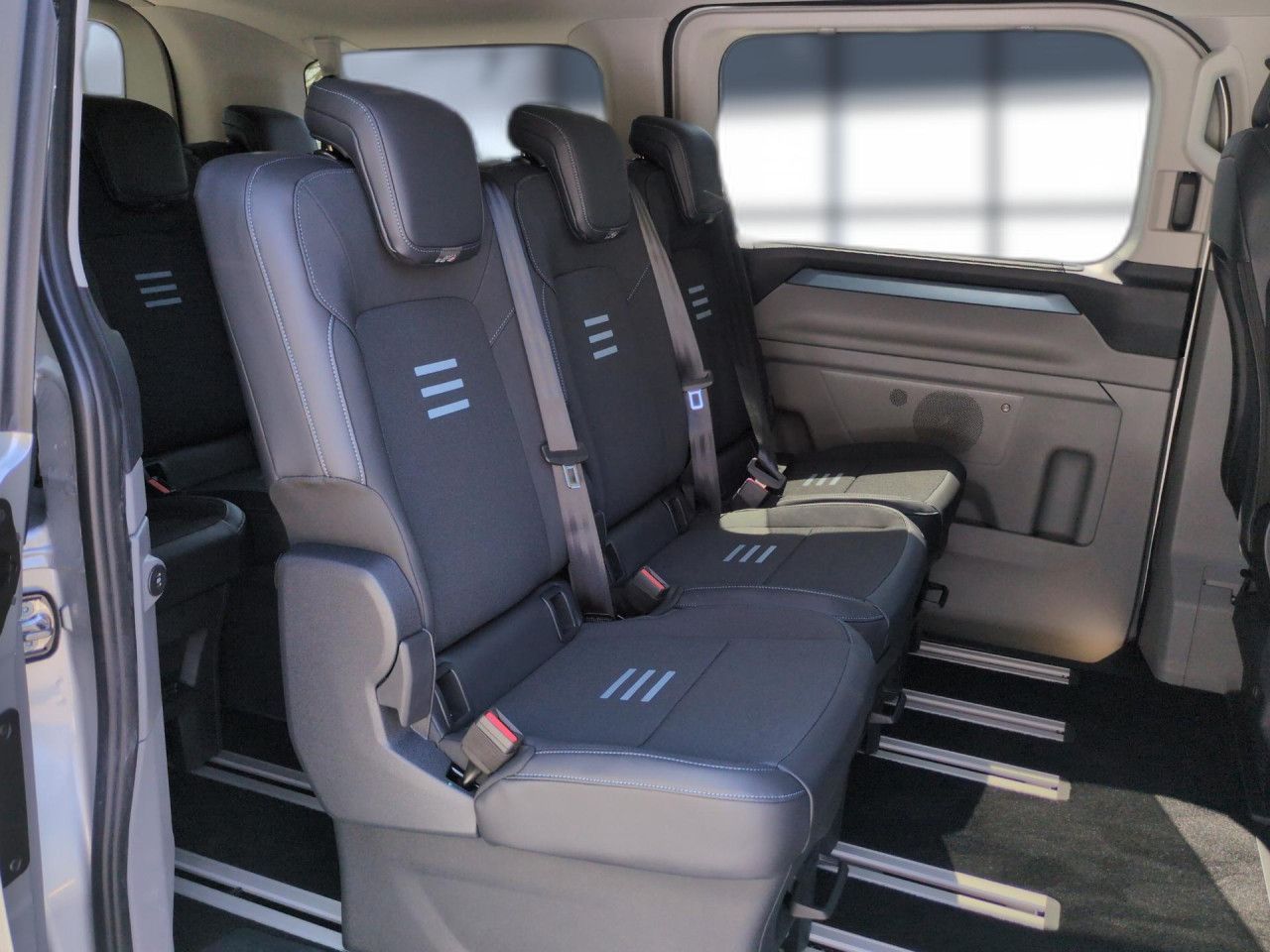 Ford Tourneo Custom - Bild 22