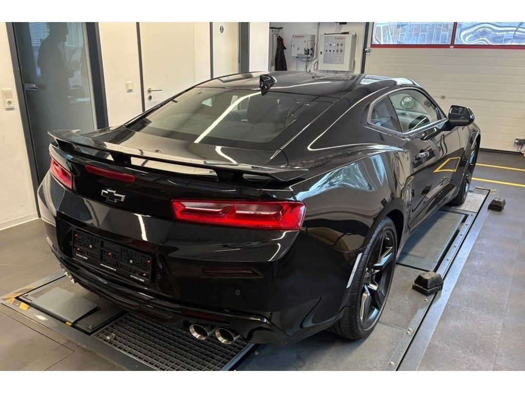 Fahrzeugabbildung Chevrolet Camaro Coupe 6.2 V8 KAMERA/BOSE/TEMPOMAT/SHZ/LHZ