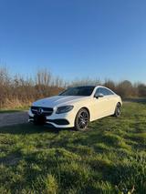 Mercedes-Benz Mercedes Benz E 220d Coupé - Mercedes-Benz E 220 Gebrauchtwagen in Lübeck