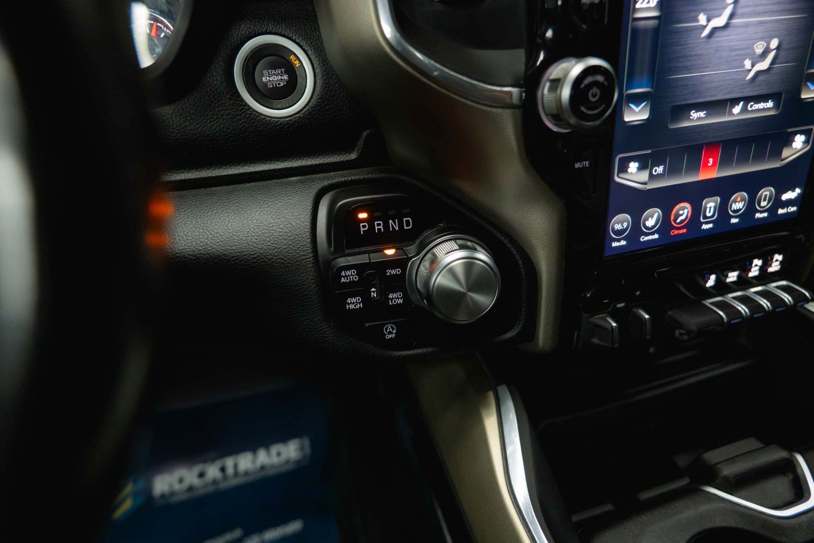 Fahrzeugabbildung Dodge RAM 5.7 V8 HEMI 4x4 OFFROAD Night LARAMIE RAPTOR