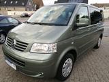 Volkswagen Multivan Highline/Aut/Leder /Behindertengerecht - Volkswagen T5 Multivan in Lübeck