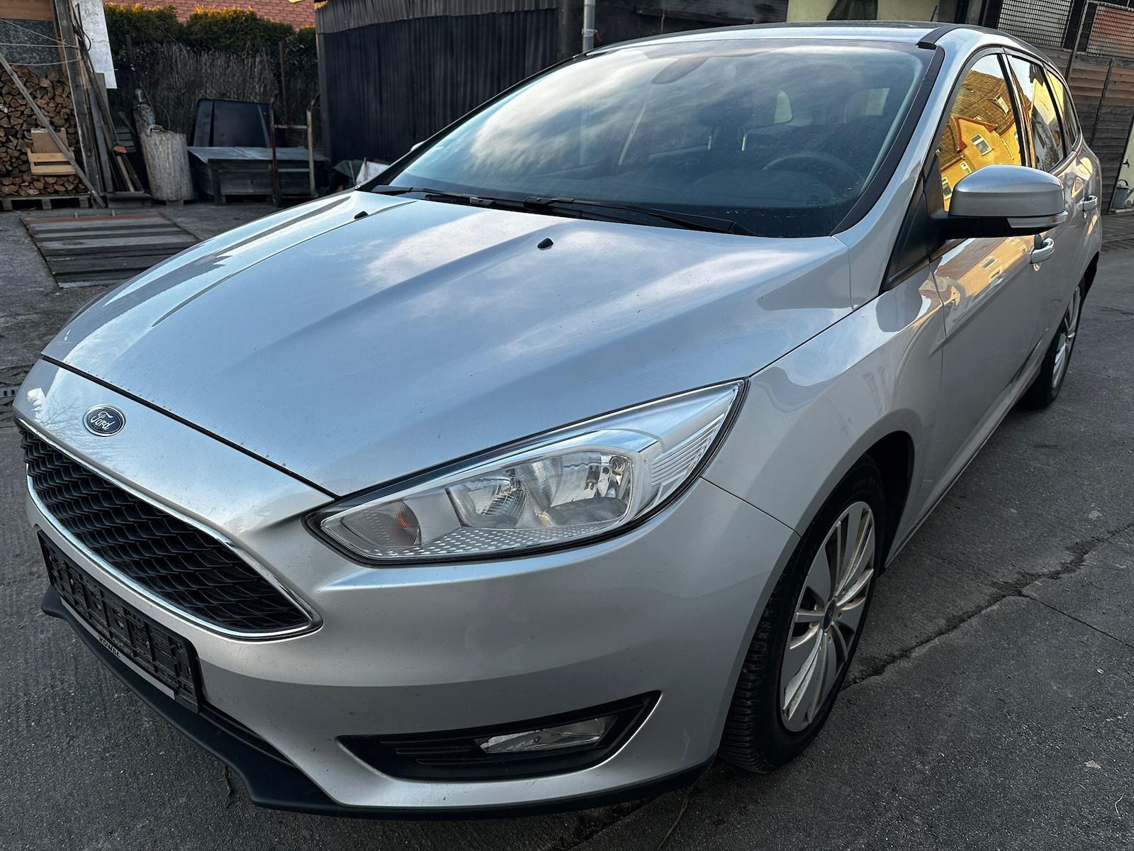 Ford Focus Business 1.Hand*Klima*Navi*Pdc