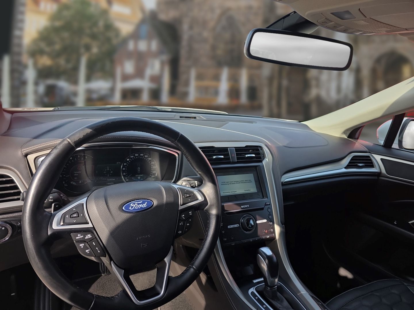 Fahrzeugabbildung Ford Mondeo Turnier Vignale AWD 2.0 TDCi 8 fach berei