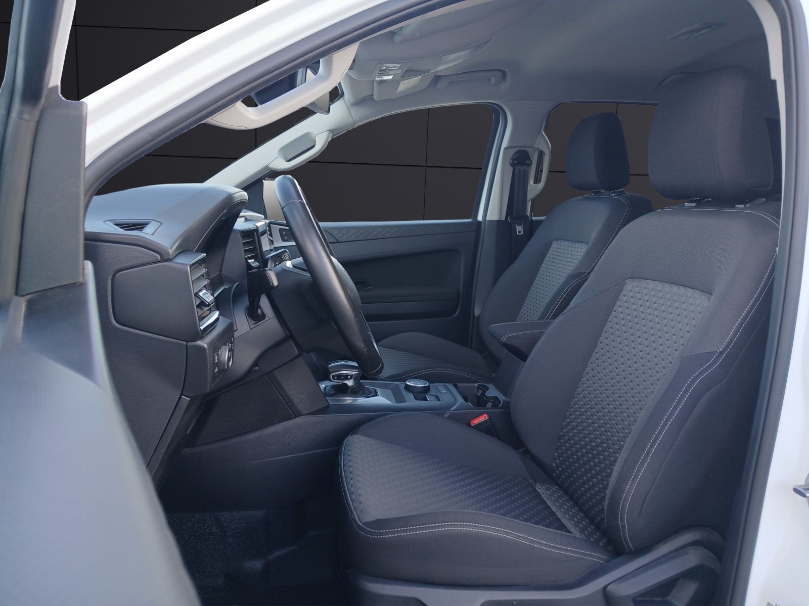 Fahrzeugabbildung Volkswagen Amarok TDI Life DSG 4M LED AHK AID SITZH.