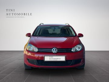 Volkswagen Golf - 8