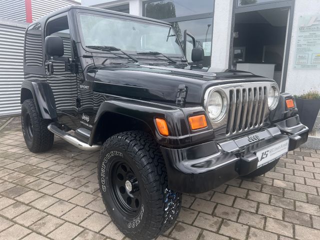 Jeep Wrangler 2.4 Sport 143 PS HardTop Klima TOP