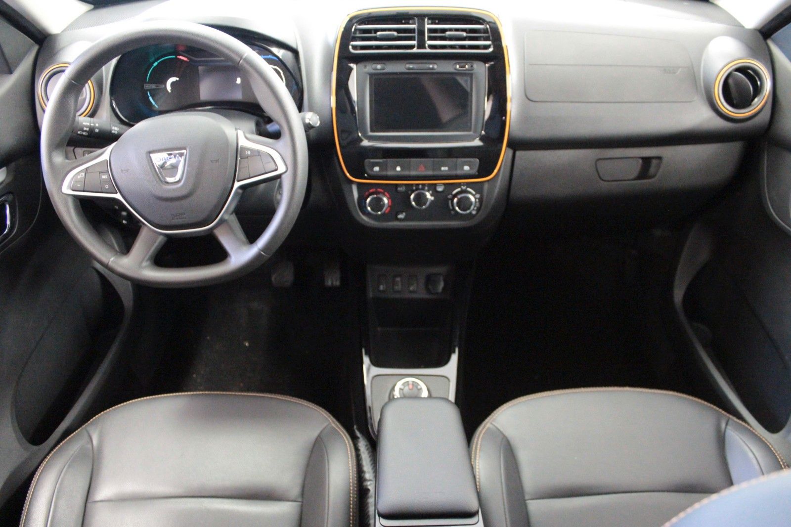 Fahrzeugabbildung Dacia Spring 45 Electric Comfort *Look Paket