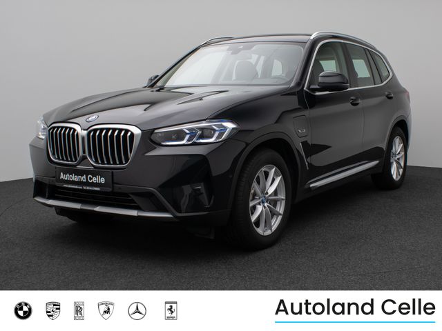 BMW X3 xD30e Panorama Kamera Laser HUD DAB HiFi 18"