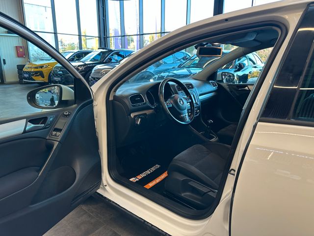 Volkswagen Golf VI*TEMPO*NAVI*PDC*ALCANTARA*1-HAND*