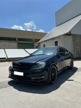Mercedes-Benz C 350 Coupé Autom. - Pano.-Dach AMG Paket - Mercedes-Benz C 350: Coupé