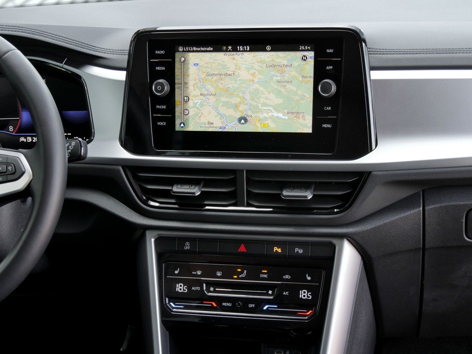 Volkswagen T-Roc - Bild 8