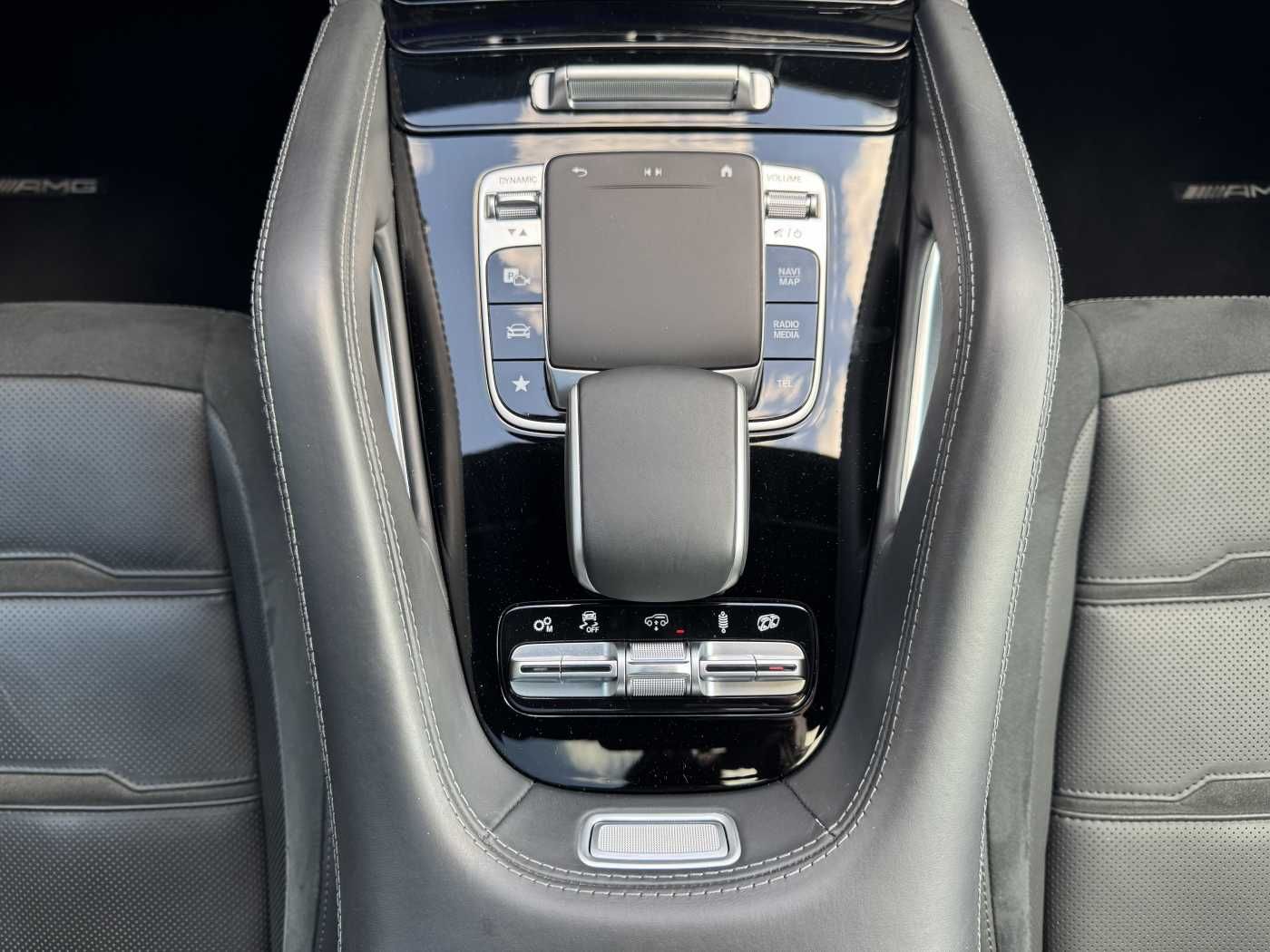 Fahrzeugabbildung Mercedes-Benz GLE 53 AMG+Pano+Distr+ABC+Burm+StandH+HUD+ 360