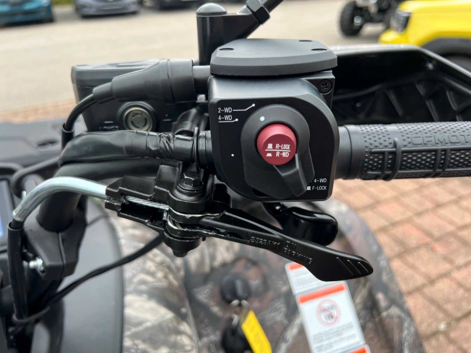 Fahrzeugabbildung CFMOTO CFMOTO CFORCE 520 L ABS