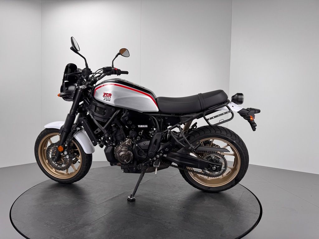 Fahrzeugabbildung Yamaha XSR 700 XTRIBUTE *TOP-ZUSTAND *AKRAPOVIC