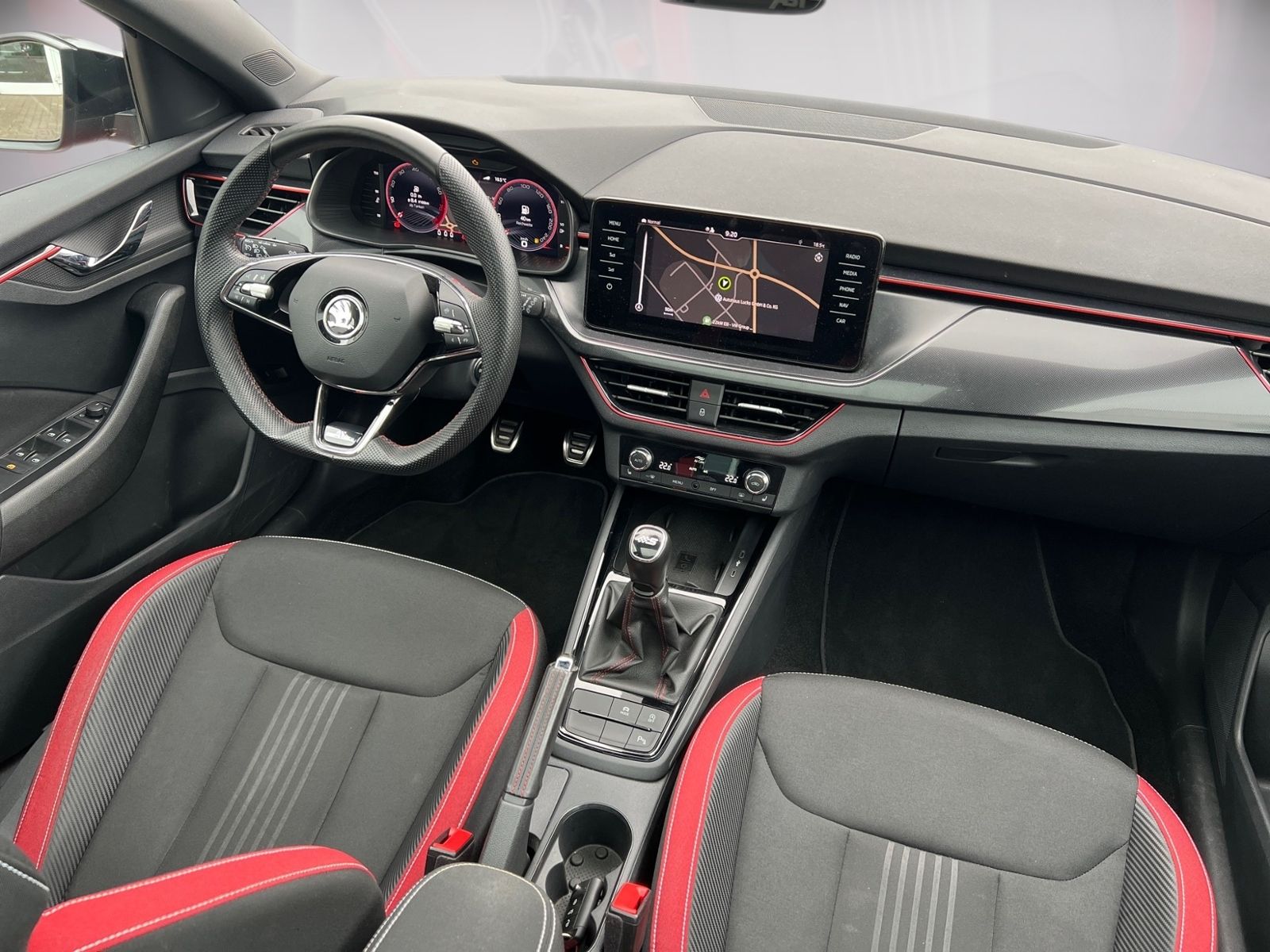 Skoda Scala 1.5 TSI Edition S ABT LED elektr.Heckkl foto 12