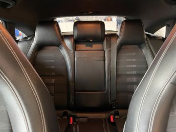 Mercedes-Benz CLA 200 Shooting Brake *KAM*NAVI*LED*PDC*PANO*