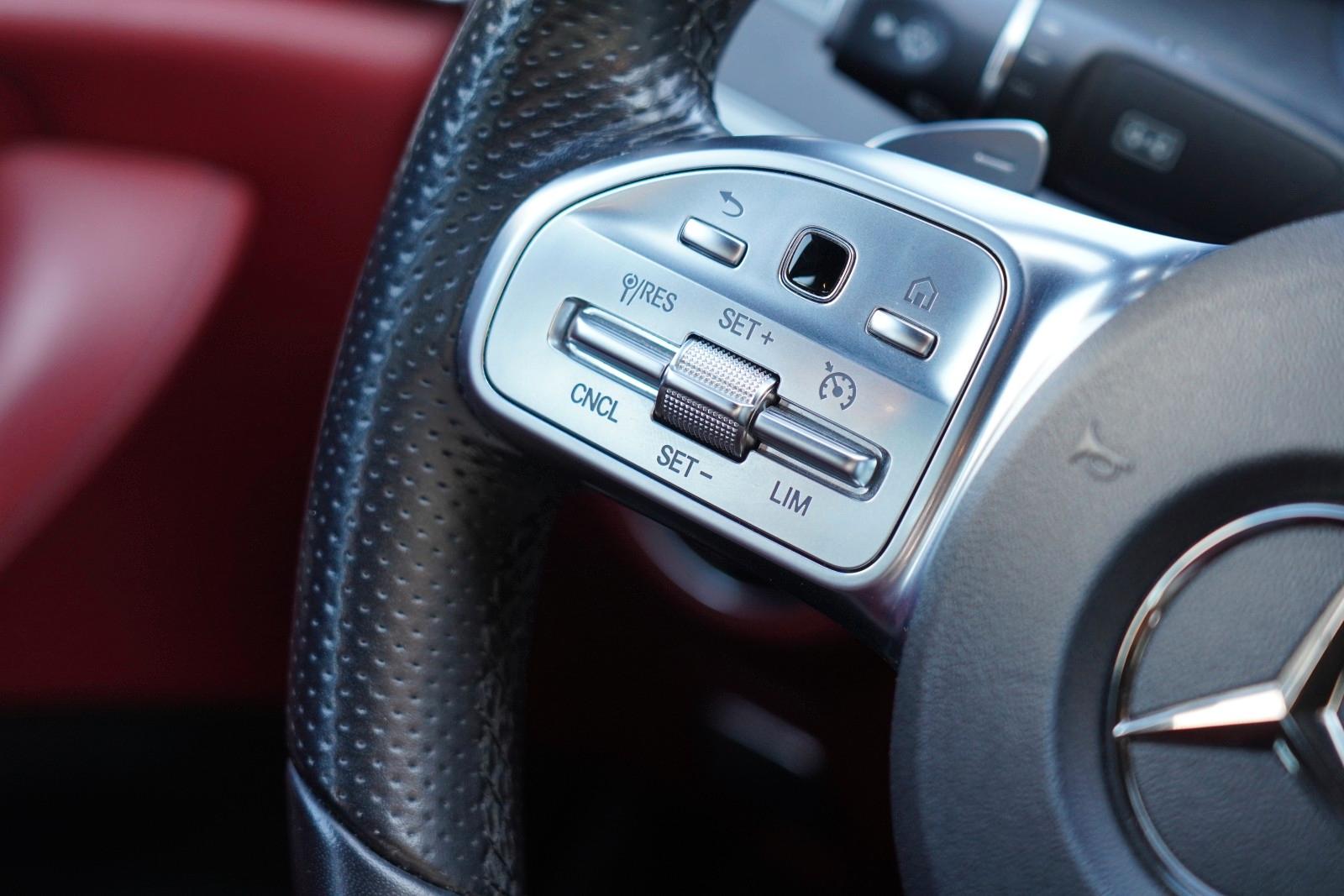 Mercedes-Benz CLS 300 AMG Line MIT 3 JAHREN GARANTIE