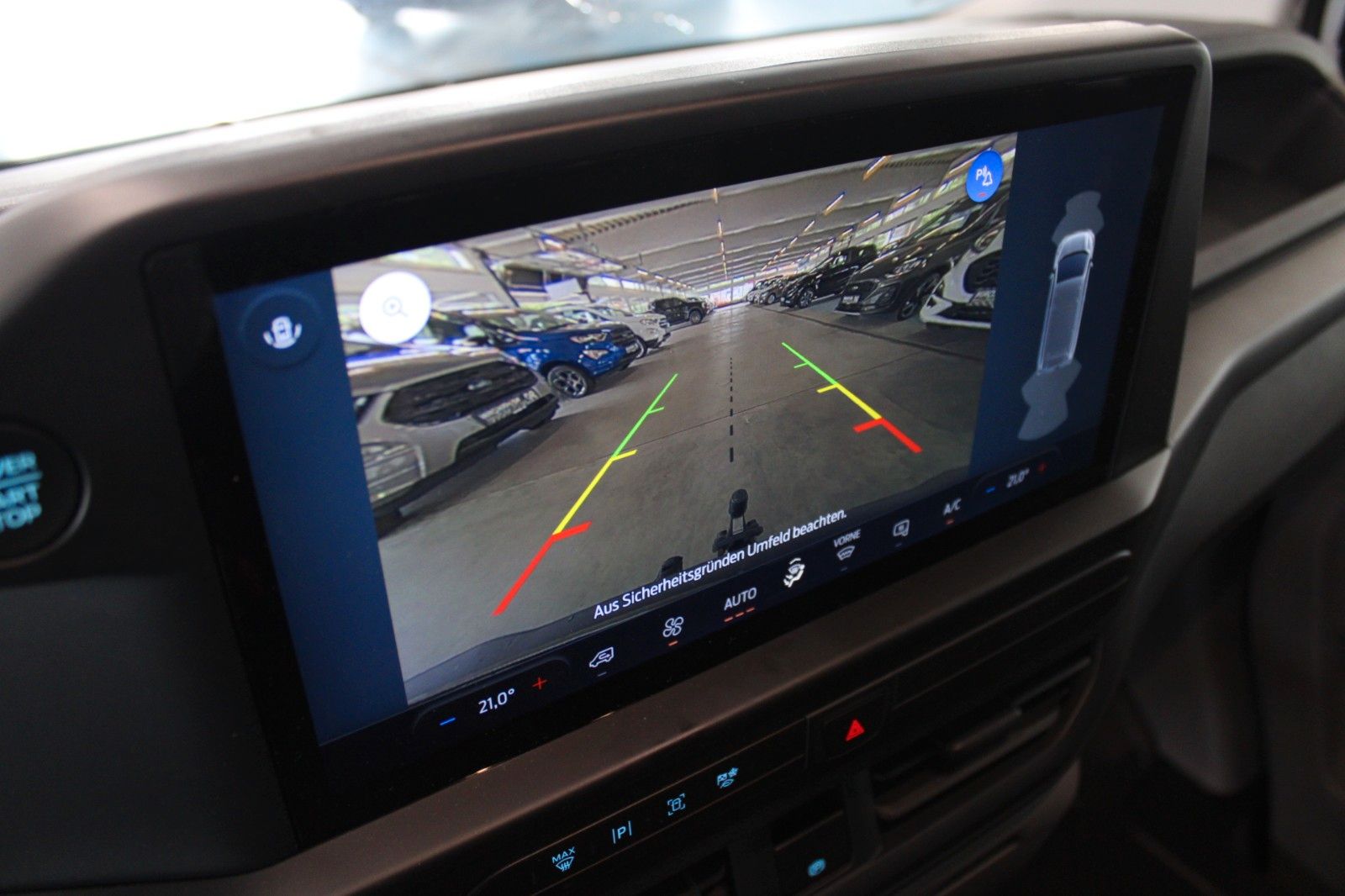 Fahrzeugabbildung Ford Transit Custom L2 TREND AHK TechnologiePaket2